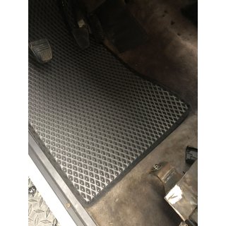 EVA auto paklājiņi (melni) foto 1