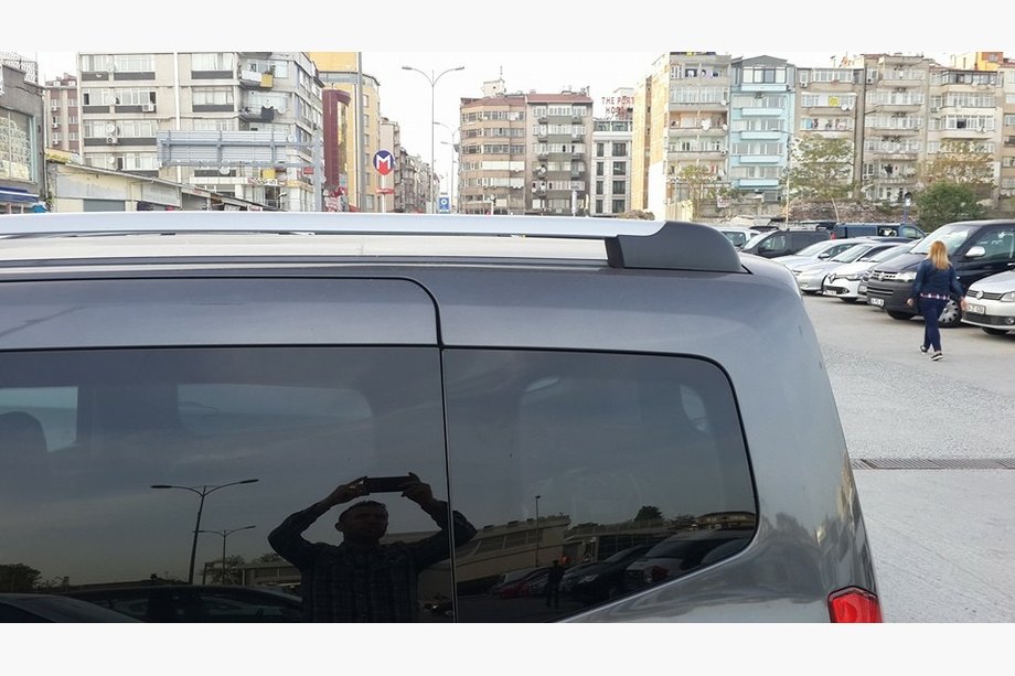 Ford Courier 2014–2023 Oriģinālie jumta reliņi Foto 7