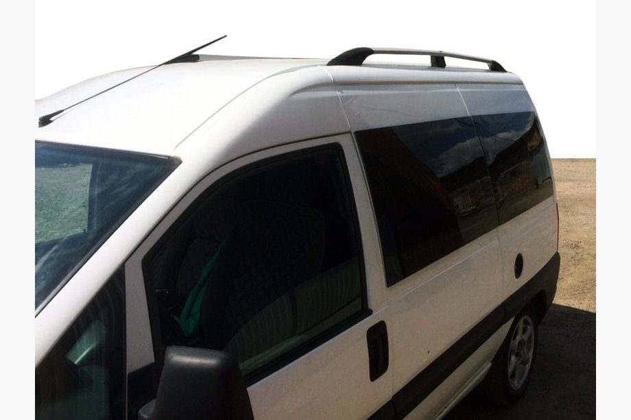 Citroen Jumpy 1996–2007 Jumta reliņi, matēti pelēki (plastmasas kājas) Image