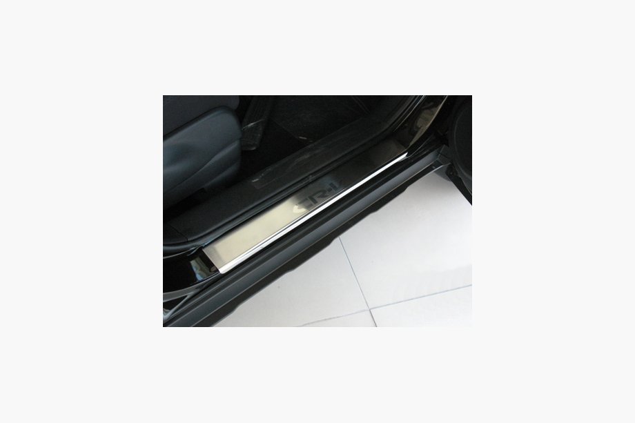 Honda CRV 2001–2006 Natanika Premium sliekšņu uzlikas (4 gab., nerūsējošais tērauds) Image