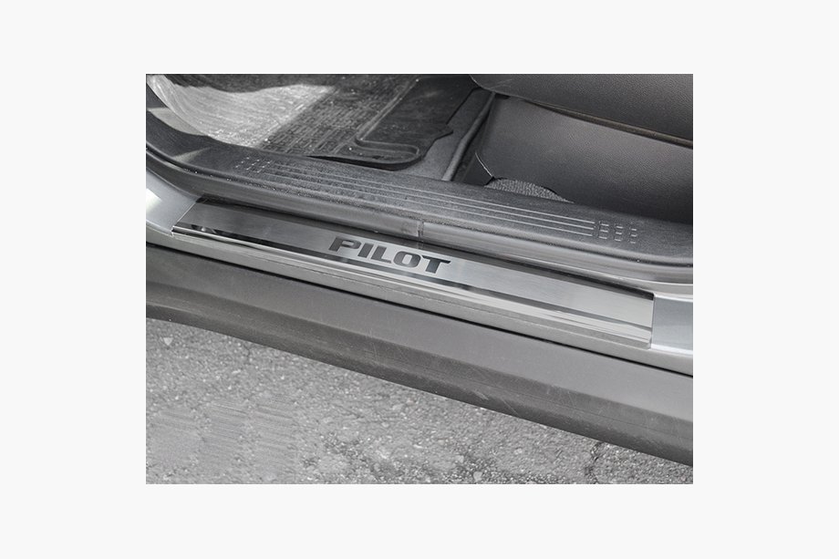 Honda Pilot 2008–2015 Natanika Premium sliekšņu uzlikas (4 gab., nerūsējošais tērauds) Image