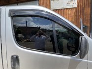 Renault Trafic 2001–2015 Logu vēja deflektori (2 gab., ANV) foto 1