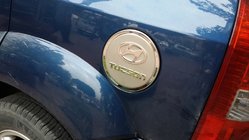 Hyundai Tucson JM 2004– Degvielas uzpildes lūkas uzlika (nerūsējošais tērauds) foto 5