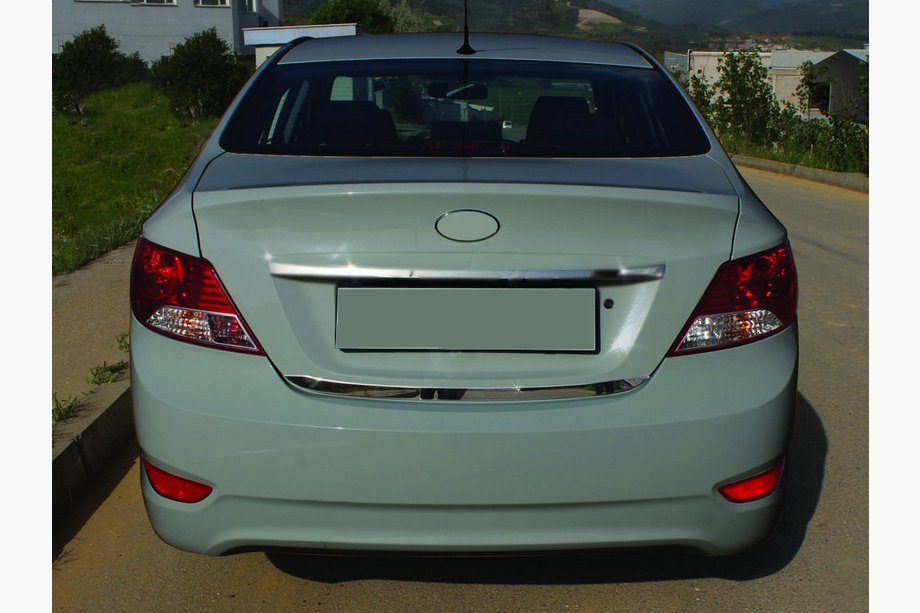 Hyundai Accent 2011–2017 Bagāžnieka malas uzlika (nerūsējošā tērauda) Image