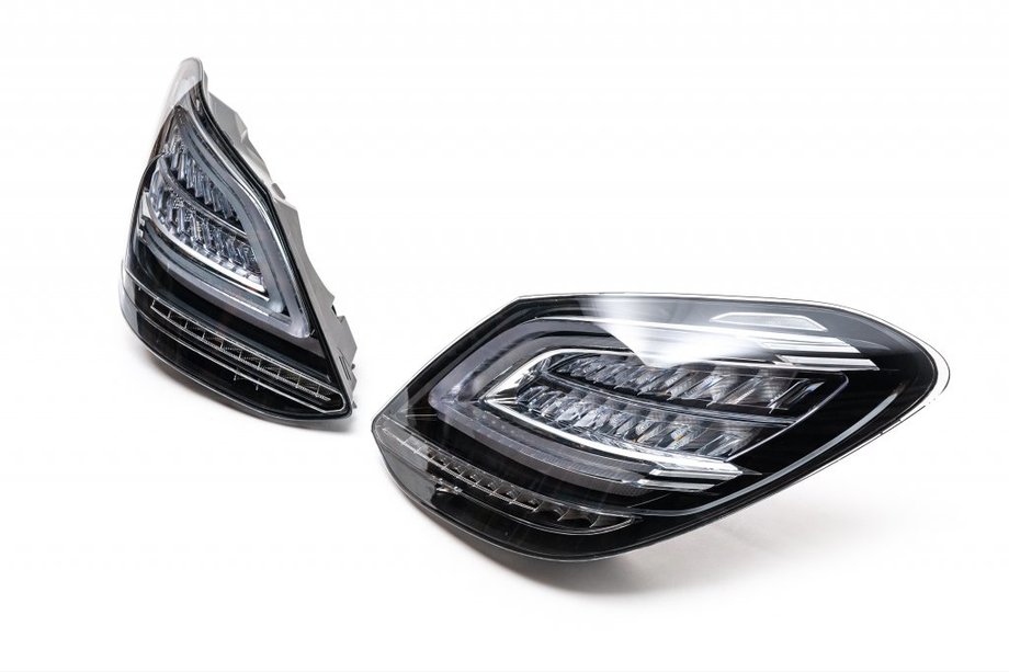 Mercedes C-class W205 2014–2021 Aizmugurējie lukturi BlackEdition V1 (2 gab.) Foto 4
