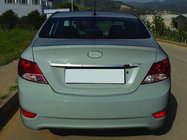 Hyundai Accent 2011–2017 Uzliktnis virs numura zīmes (nerūsējošais tērauds) foto 1