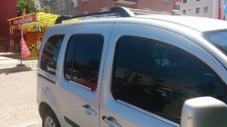 Renault Kangoo 2008–2020 Oriģinālie jumta reliņi (ar šķērssijām) (standarta bāze) Pelēki + melni foto 9