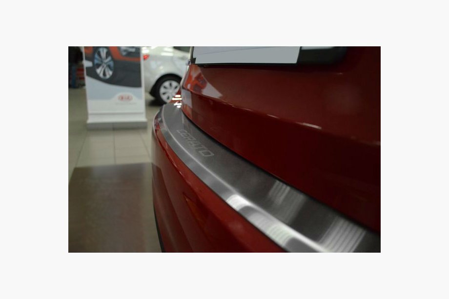 Kia Cerato 3 2013–2018 Aizmugurējā bampera uzlika ar ieloci Nataniko (nerūsējošais tērauds) Image