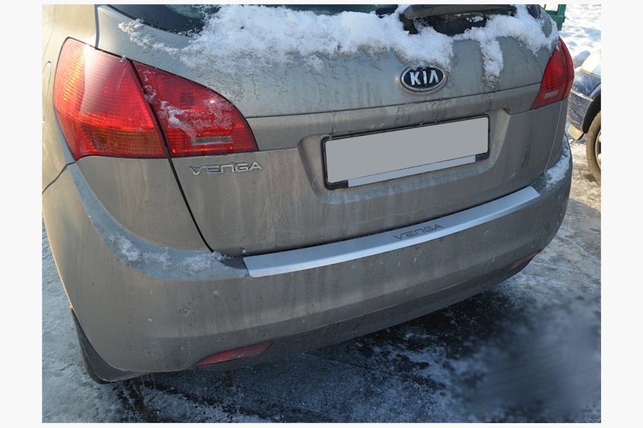 Kia Venga 2010–2019 Aizmugurējā bampera aizsarguzlika ar ieloku Natanika (nerūsējošais tērauds) Image