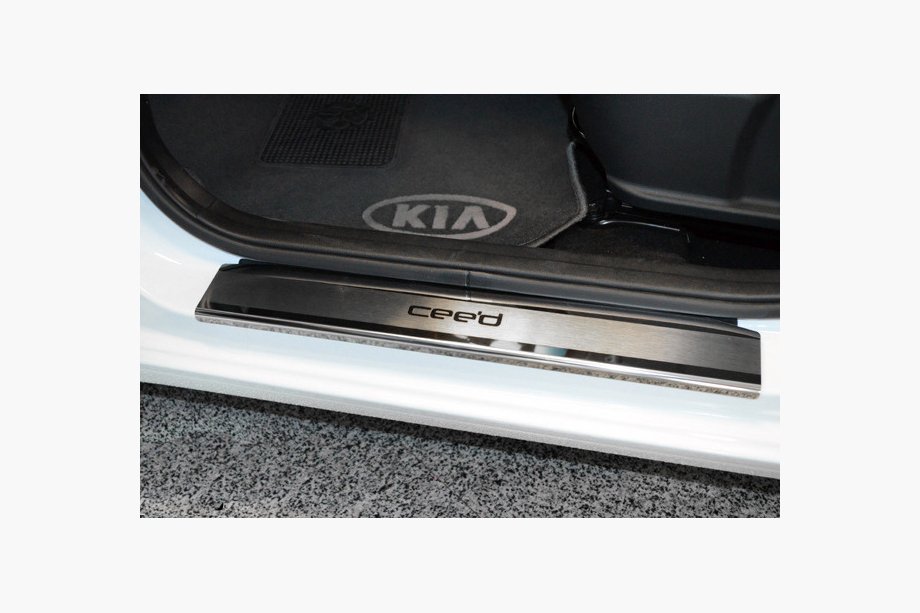 Kia Ceed 2012–2018 Sliekšņu uzlikas Nataniko (4 gab., nerūsējošais tērauds) Image
