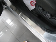 Kia Sportage 2004–2010 Sliekšņu uzlikas Nataniko (4 gab., nerūsējošais tērauds) Premium - 3M līmlente, 0,8 mm foto 1