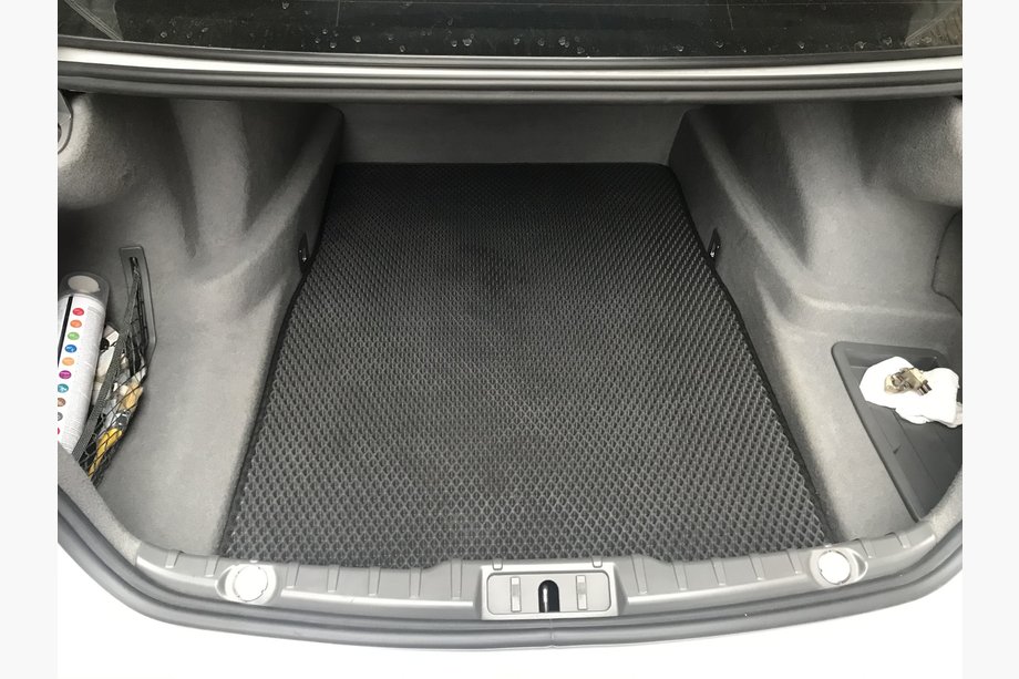 BMW 7. sērija F01/F02 2008–2015 EVA bagāžnieka paklājiņš (F02, melns) Image