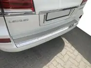 Lexus LX570/450d 2008–2022 Aizmugurējā bufera hroma ieliktnis (2012-2015) foto 2