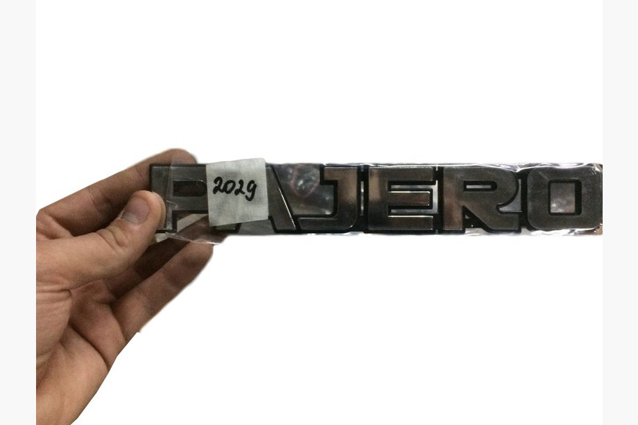 Mitsubishi Pajero Wagon IV 2006–2021 Uzraksts 23 cm x 3,5 cm (Turcija) Image