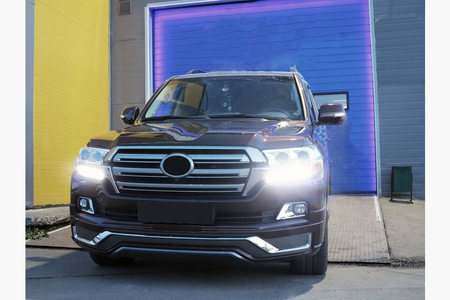 Toyota Land Cruiser 200 2007–2021 Virsbūves bodykit komplekts 2016↗ (Modelista V3) Image