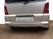 Mercedes Vito W638 1996–2003 Aizmugurējā bampera uzlika (krāsošanai) foto 2