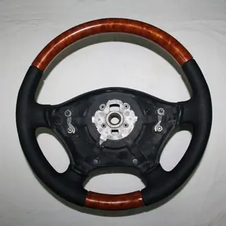Stūre (āda ↗ koks) Mercedes Viano 2004–2014 foto 1