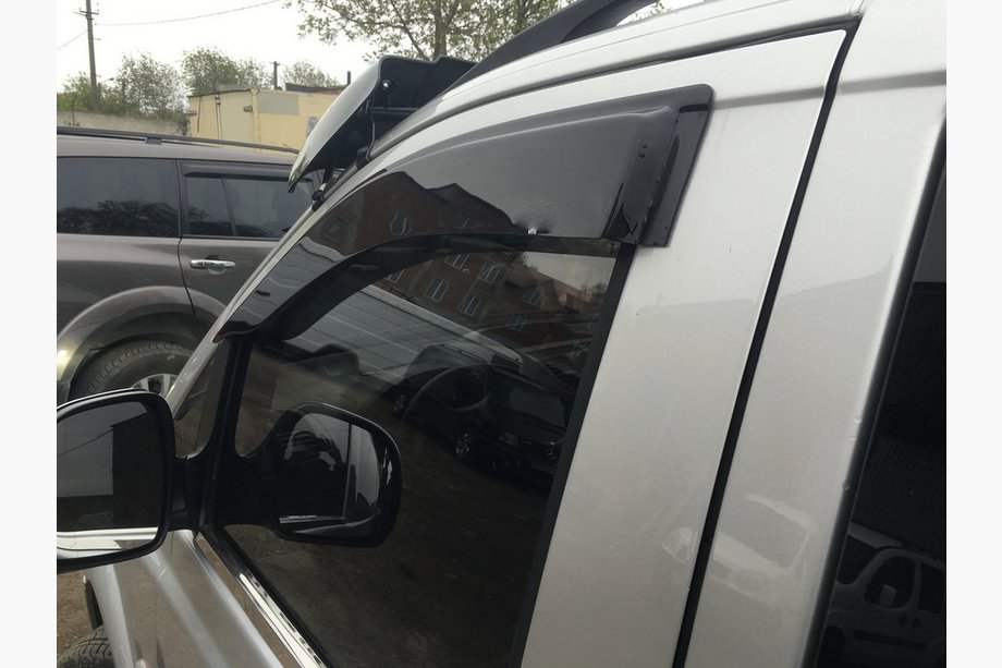 Mercedes Vito W639 2004–2014 Logu deflektori (2 gab., DD, ieliekamie) Foto 3