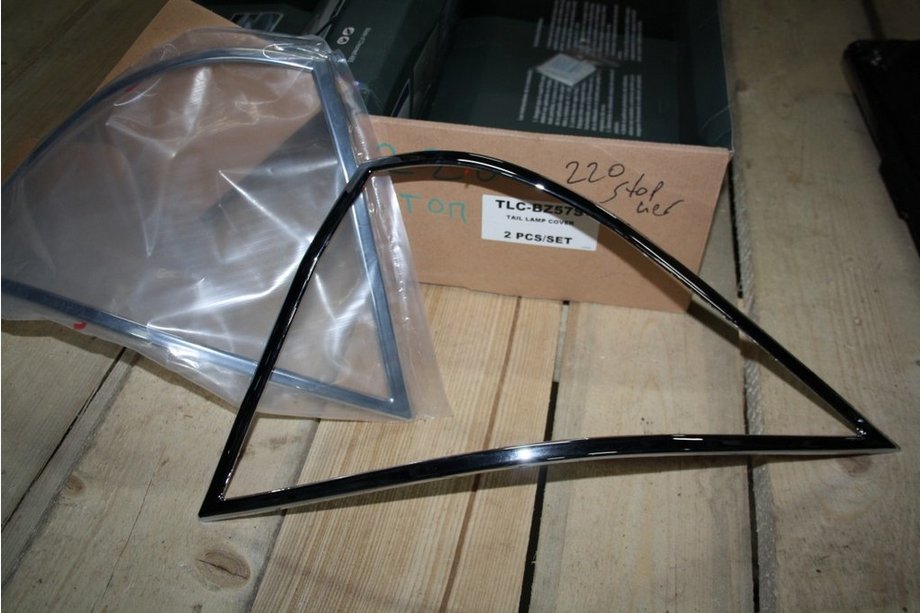 Mercedes S-class W220 1998–2005 Aizmugurējo lukturu uzlikas (2 gab., plastmasa) Foto 1