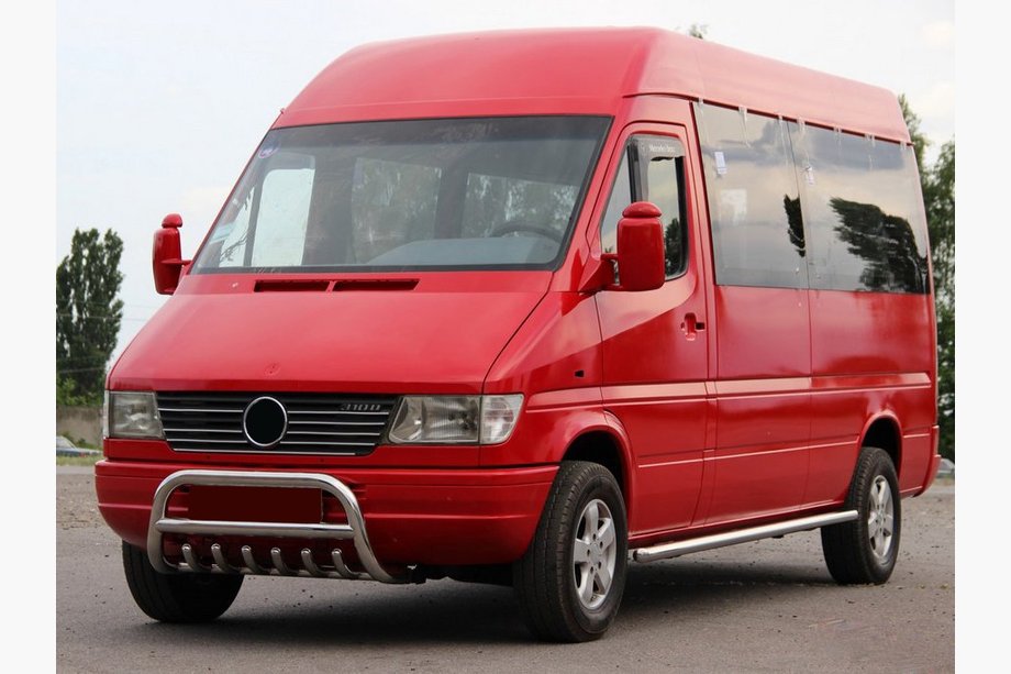 Mercedes Sprinter W901/902/903/904/905 1995–2006 Bullbar WT008 (nerūsējošais tērauds) Image