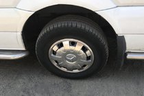 Volkswagen Crafter 2006–2016 Nerūsējošā tērauda disku uzlikas Ziedlapiņas (1-katkovyi, 4 gab.) foto 2