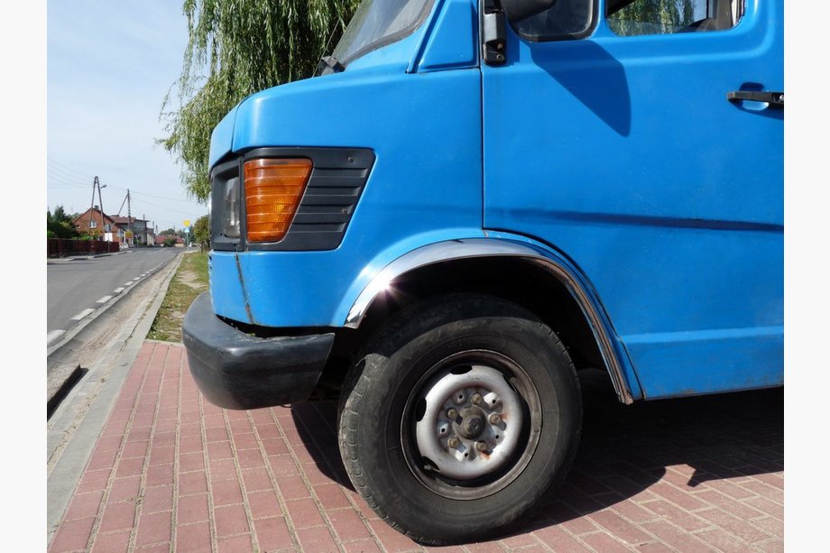 Mercedes T2 (507-814) 1967–1996 Riteņu arku uzlikas (4 gab., nerūsējošais tērauds) Image