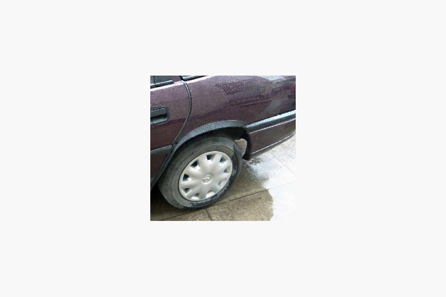 Opel Vectra A 1987–1995 Riteņu arku uzlikas (4 gab., melnas) Image