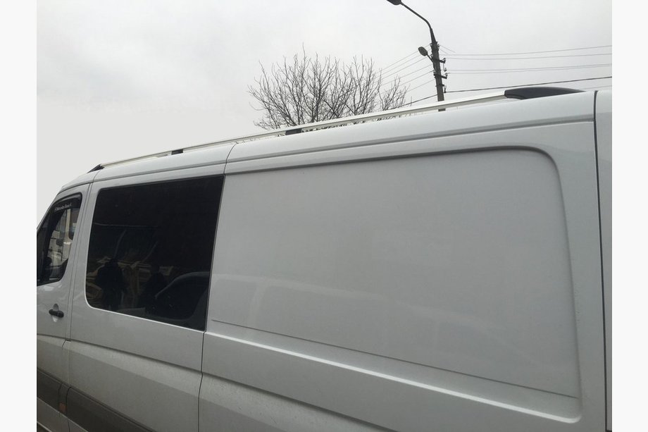 Mercedes Sprinter W906 2006–2018 Jumta relingi DD 265 cm, hromēts, plastmasas kājiņa Image
