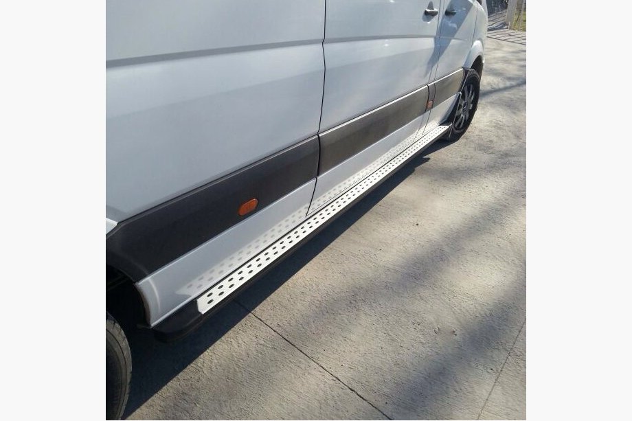 Volkswagen Crafter 2006–2016 Sānu pakāpieni DOT-Line (2 gab., alumīnija) Image