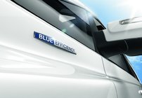 Mercedes A-сlass W176 2012–2018 Uzraksts "Blue Efficiency" foto 1