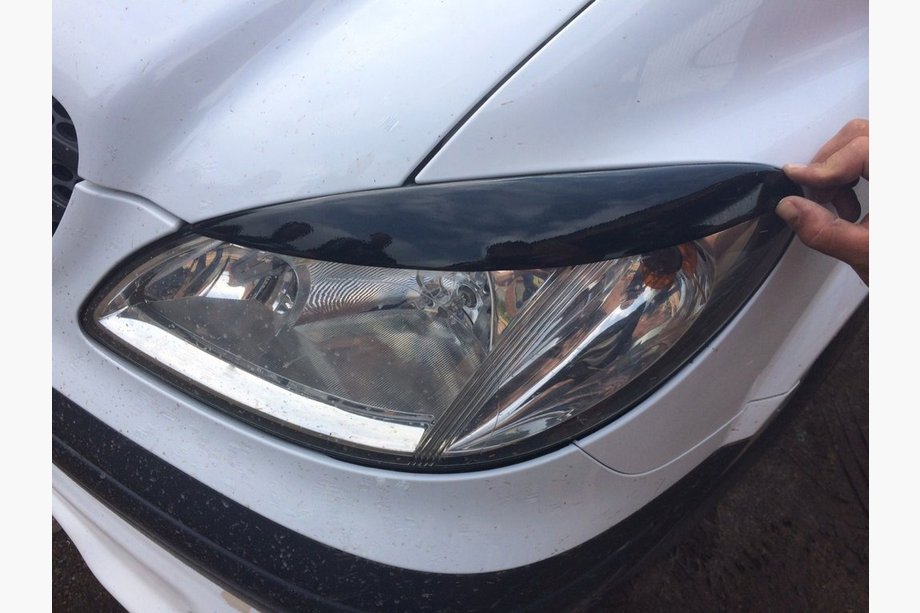 Mercedes Viano 2004–2014 Taisnas lukturu uzacis (melnas) Image