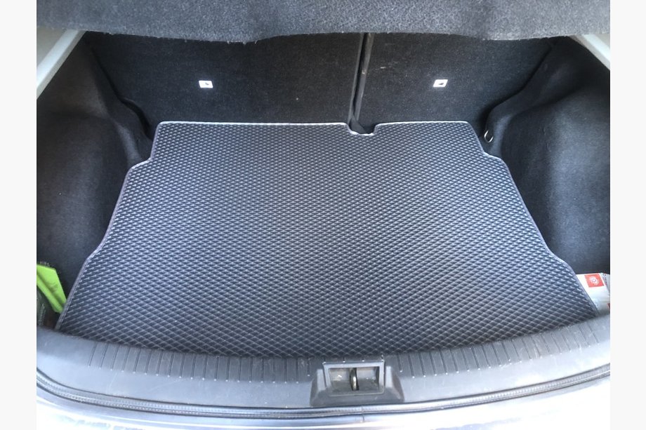 Nissan Qashqai 2010–2014 Bagāžnieka paklājiņš (EVA, melns) Image