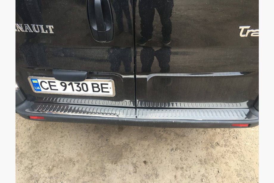 Opel Vivaro 2001–2015 Aizmugurējā bampera uzlikas (OMSA, nerūsējošais tērauds) Foto 2