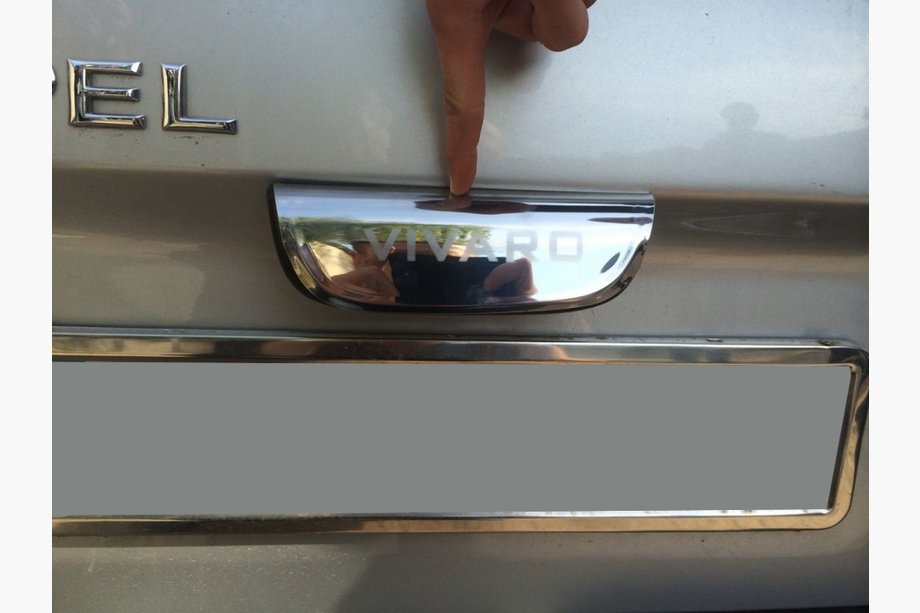 Nissan Primastar 2002–2014 Hroma līste virs numura zīmes (veramās durvis, nerūsējošais tērauds) Image