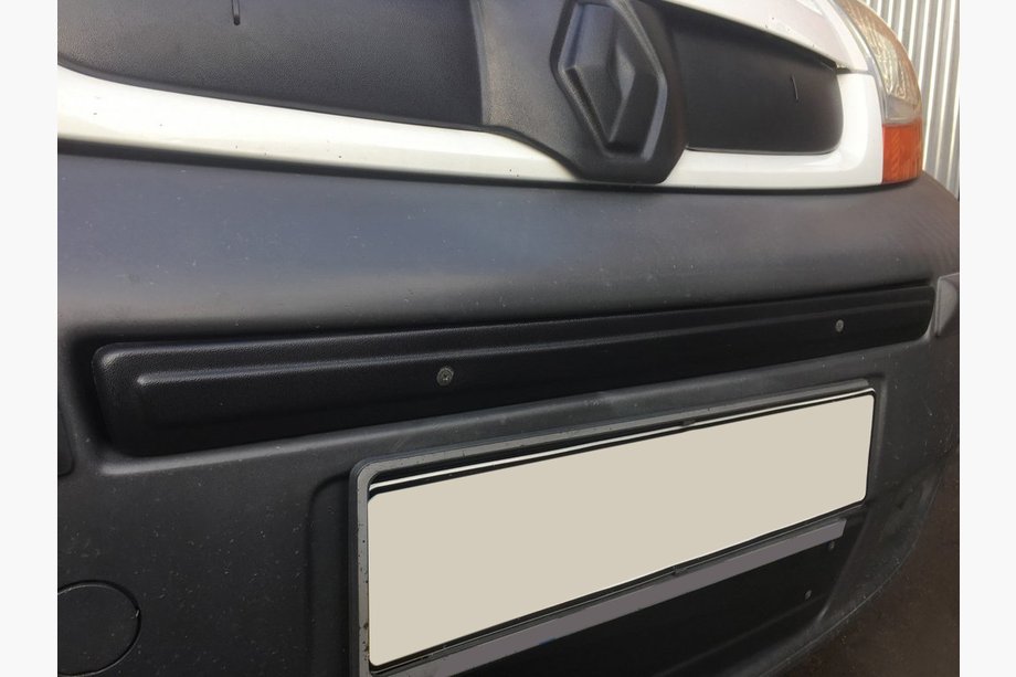 Opel Vivaro 2001–2015 Vidējais ziemas pārsegs (virs numura zīmes) Matēts, 2007-2015 Image