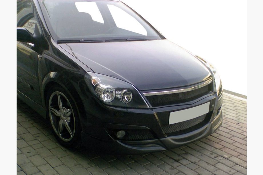 Opel Astra H 2004–2013 Priekšējā apakšējā lūpa HB V1 (krāsošanai) Image