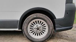 Nissan Primastar 2002–2014 Riteņu arku uzlikas (4 gab., melnas) 2007-2015, melna plastmasa foto 3