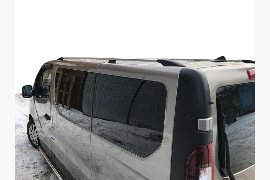 Renault Trafic 2015– Hromēti jumta reliņi Īsa, plastmasas balsti Image
