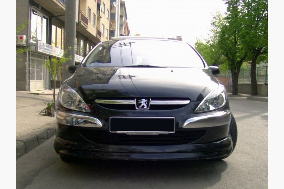 Peugeot 307 2001–2008 Priekšējā apakšējā spoilerlūpa (krāsošanai) Image