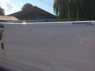 Renault Trafic 2001–2015 Melni jumta reliņi Garā versija, plastmasas kājiņas foto 9