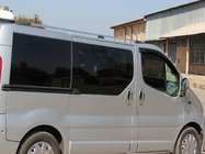 Renault Trafic 2001–2015 Hromēti jumta reliņi Garā versija, plastmasas kājiņas foto 6