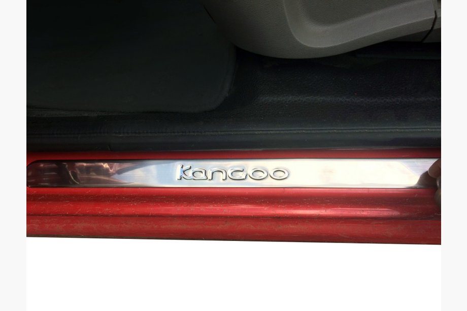 Renault Kangoo 2008–2020 Sliekšņu uzlikas OmsaLine (2 gab., nerūsējošais tērauds) Image