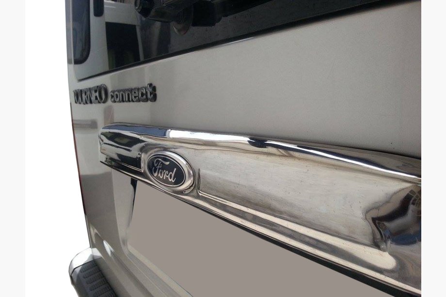 Ford Connect 2010–2013 Hromēta līste virs numura zīmes (montāža uz oriģinālās vietas, nerūsējošais tērauds) Carmos - turku teras Image