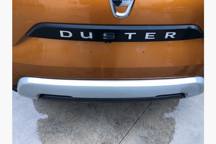 Dacia Duster 2018–2024 Aizmugurējā bufera aizsarguzlika Carmos V1 (nerūsējošais tērauds) Image
