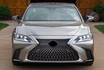 Lexus ES 2012–2018 Priekšējais režģis 2015-2018 (F-Sport) foto 2