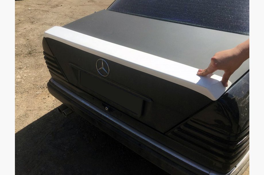 Mercedes E-klase W124 1984–1997 Spoileris krāsošanai Image