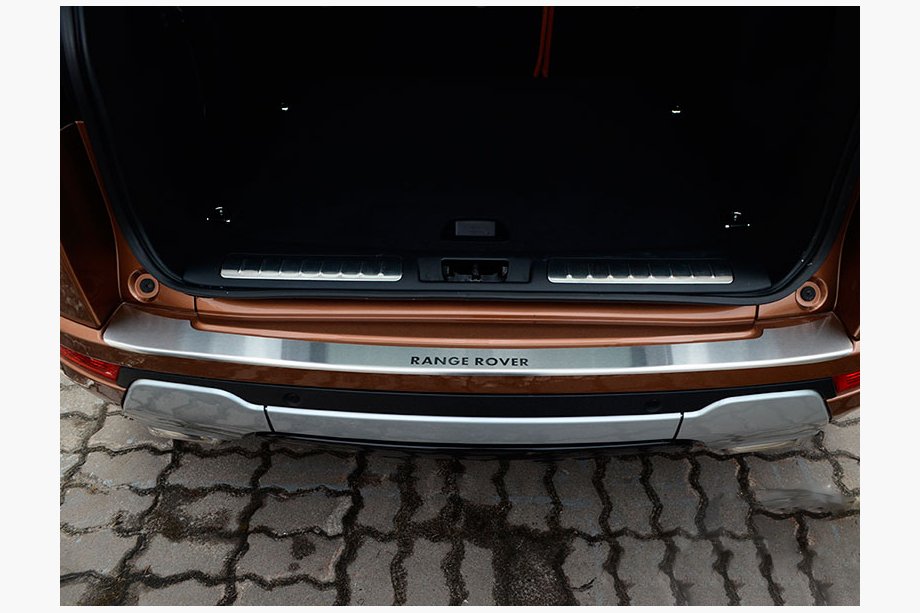 Range Rover IV L405 2013–2021 Aizmugurējā bampera aizsarguzlika ar ieloku Natanika (nerūsējošais tērauds) Image
