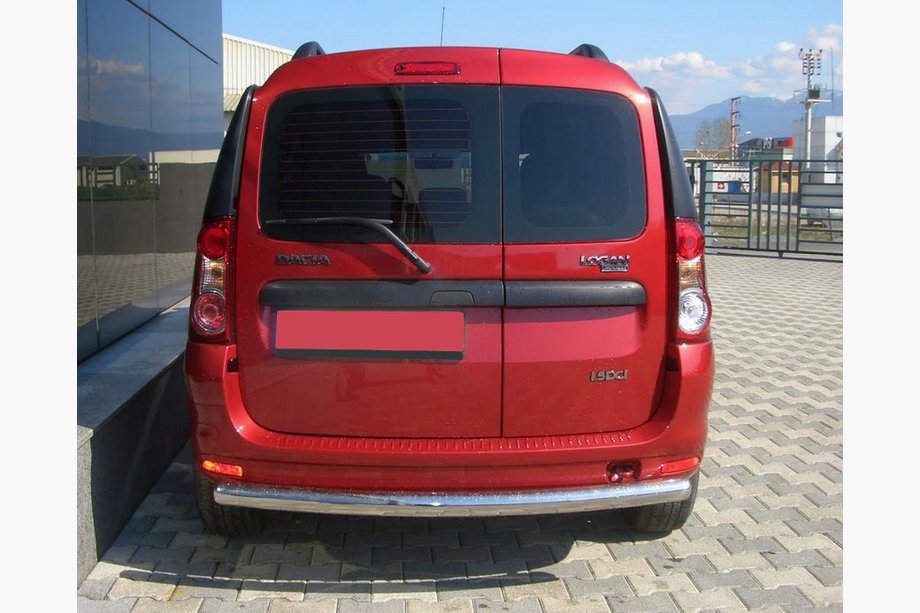 Dacia Logan MCV 2004–2014 Aizmugurējais aizsargloks (nerūsējošais tērauds) Image