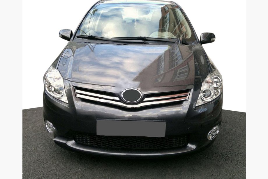 Toyota Auris 2007–2012 Radiatora režģa uzlikas (nerūsējošais tērauds) Image