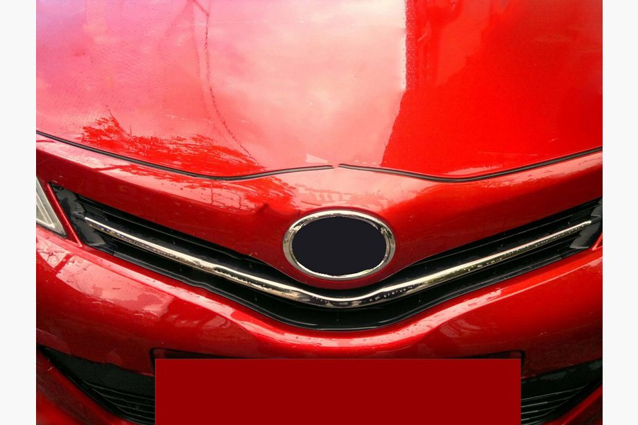 Toyota Yaris 2010–2020 Radiatora restes uzlikas (nerūsējošais tērauds) Image